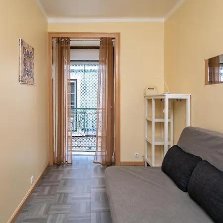 Cozy One Bedroom In Historic Location - Carmo Lisbon