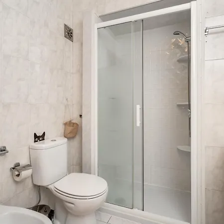 Cozy One Bedroom In Historic Location - Carmo *
