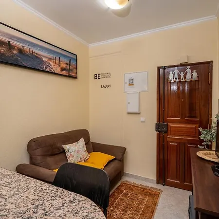 Cozy 1-bedroom - Historic Location By Lisbeyond דירה ליסבון