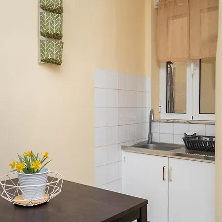 Cozy One Bedroom In Historic Location - Carmo *